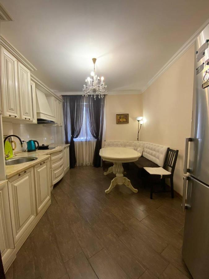 Chasha Polnaya Apartamento Sukhumi Exterior foto